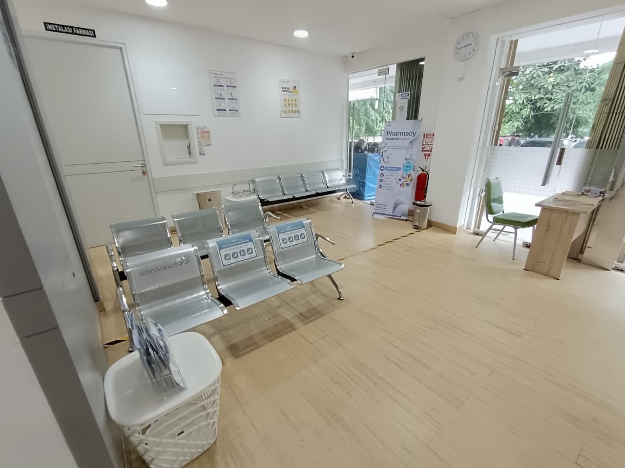 Ground floor waiting area